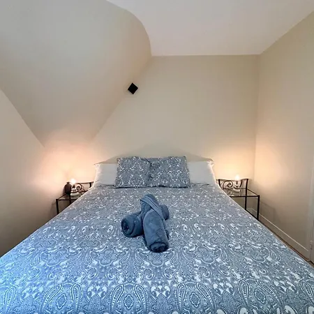 Belle Longere Normande Avec Piscine Chauffee * Pullay