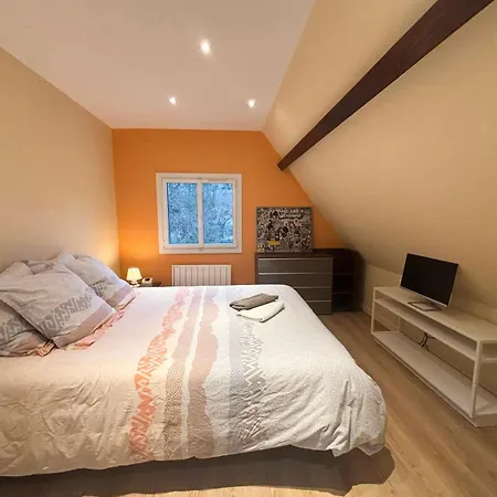 Belle Longere Normande Avec Piscine Chauffee *