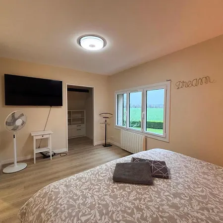 Holiday home Belle Longere Normande Avec Piscine Chauffee *